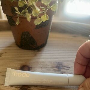 Rhode Peptide Lip Treatment